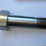 šesťhranná skrutka