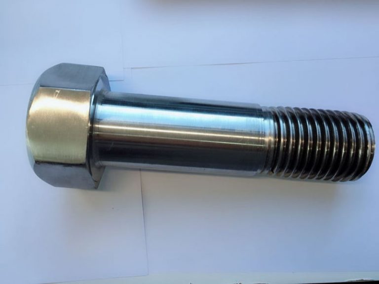 šesťhranná skrutka